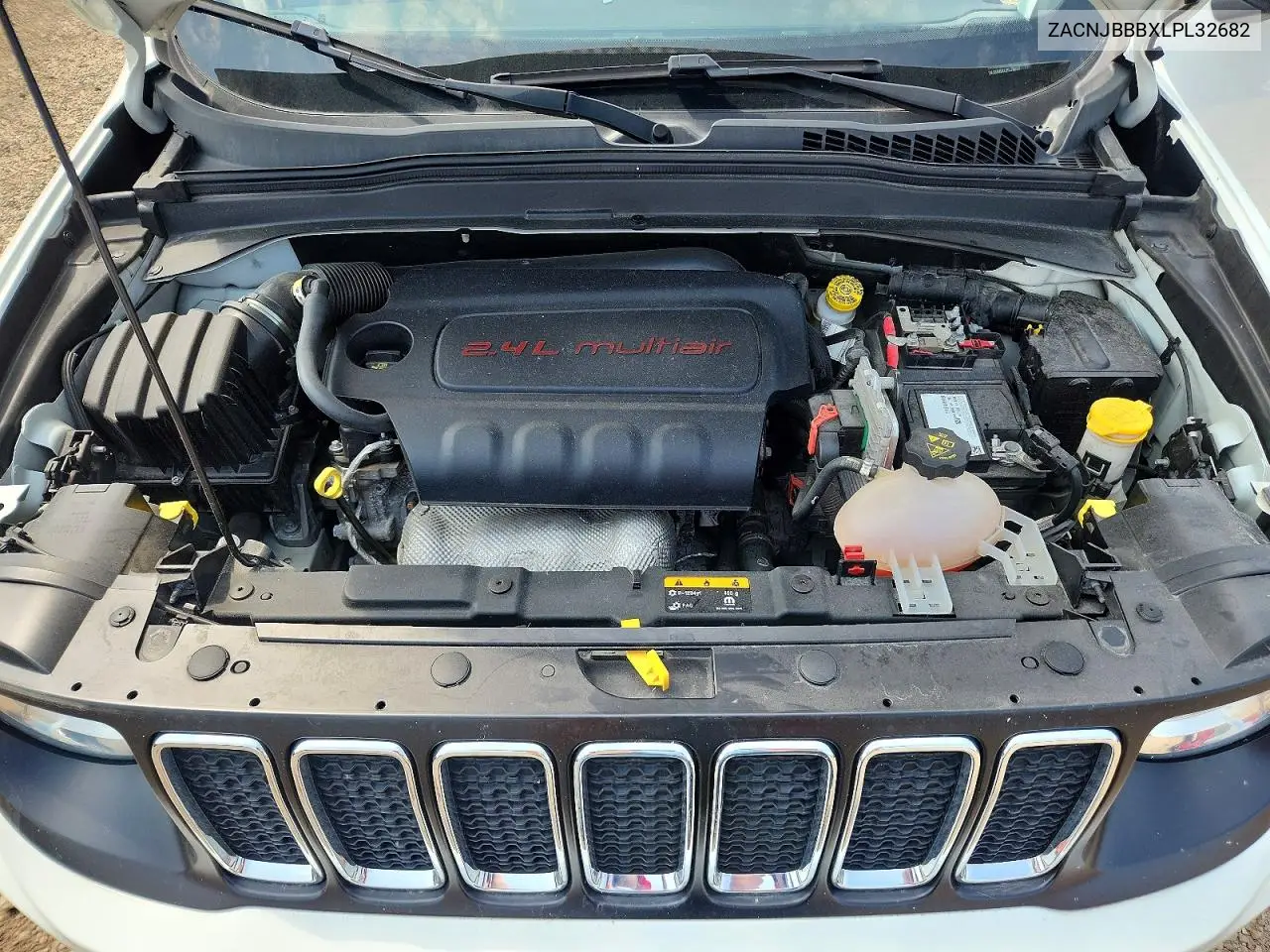 2020 Jeep Renegade Latitude VIN: ZACNJBBBXLPL32682 Lot: 61419676