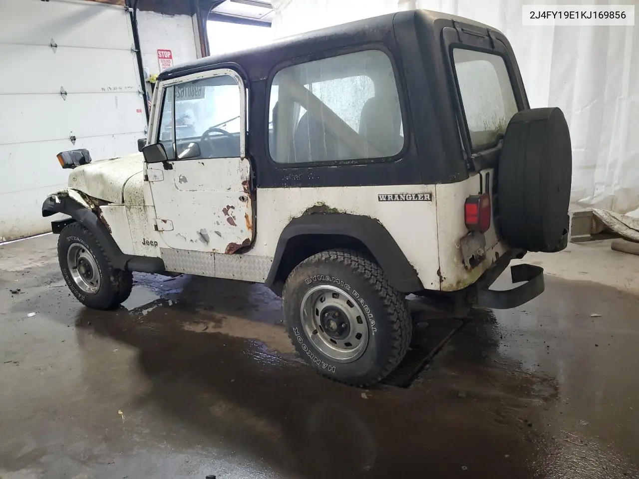 I (YJ)