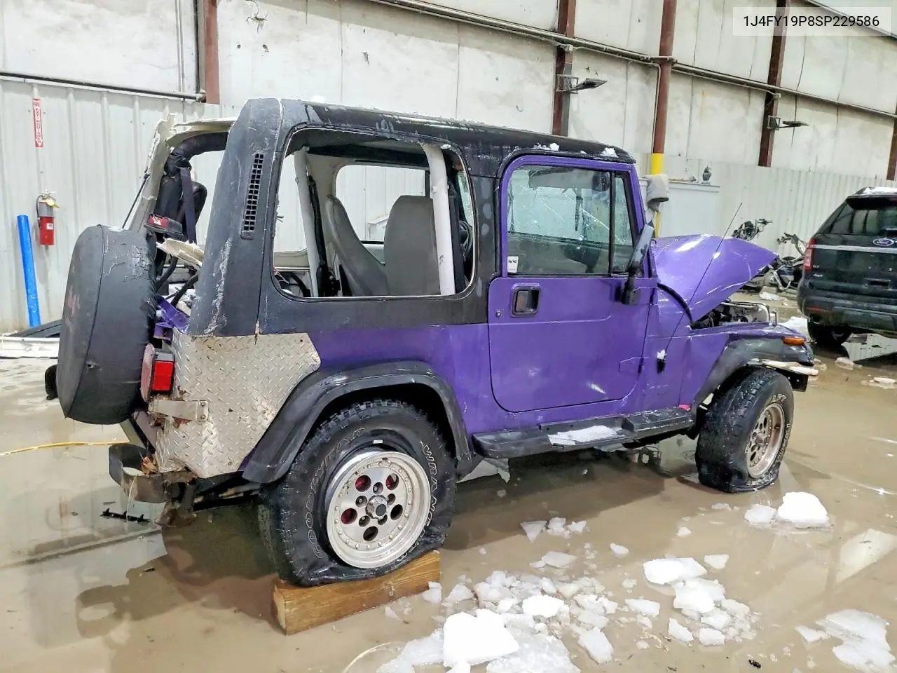 I (YJ)