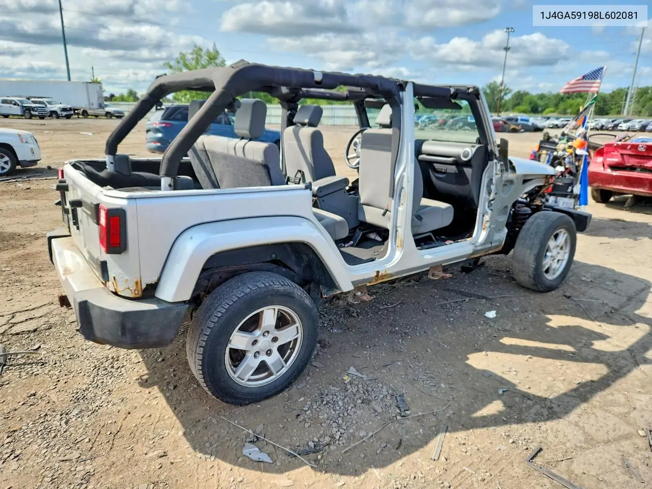2008 Jeep Wrangler Unlimited Sahara VIN: 1J4GA59198L602081 Lot: 61855376