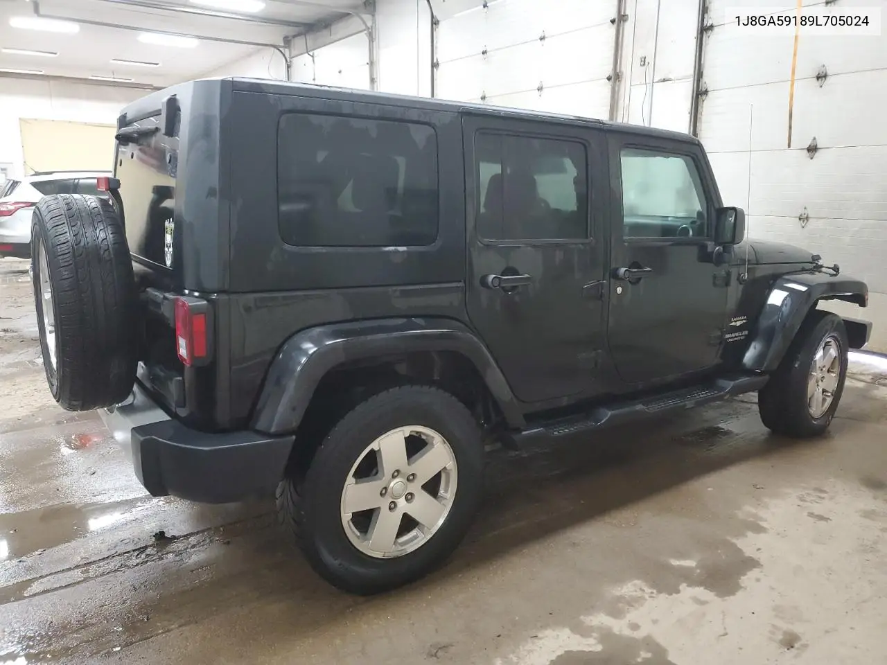 1J8GA59189L705024 2009 Jeep Wrangler Unlimited Sahara
