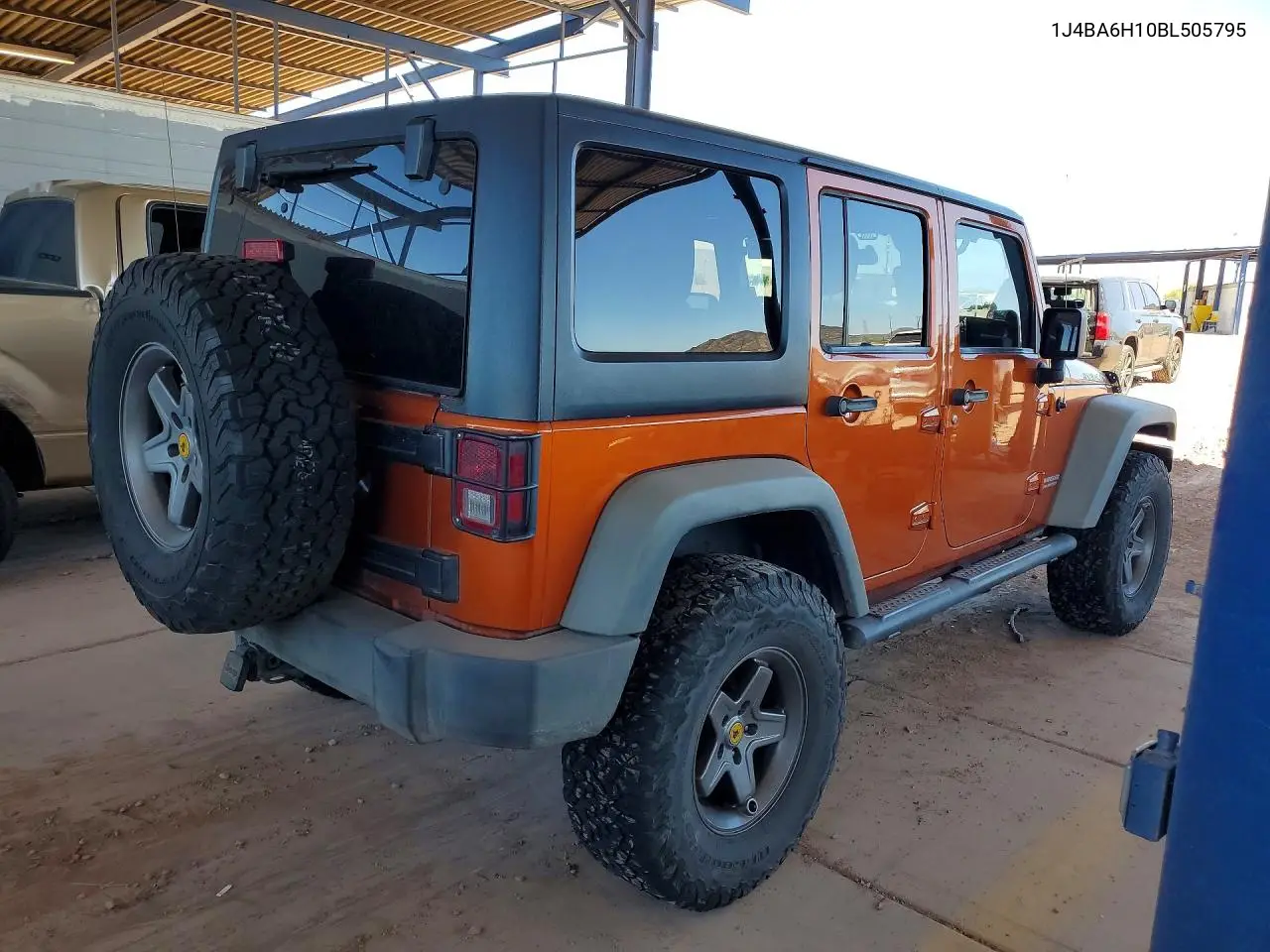 1J4BA6H10BL505795 2011 Jeep Wrangler Unlimited Rubicon