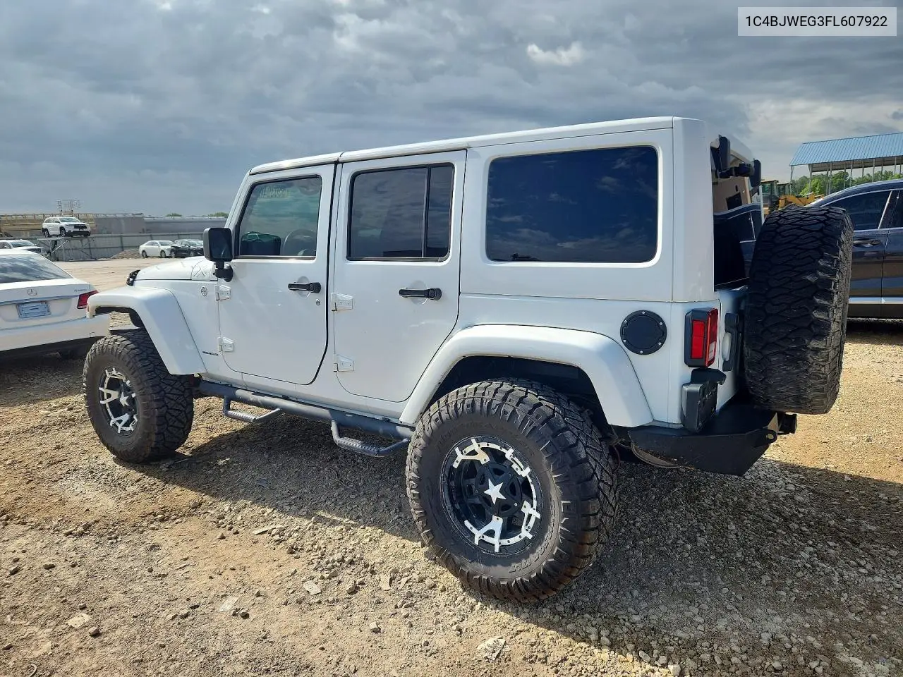 2015 Jeep Wrangler Unlimited Sahara VIN: 1C4BJWEG3FL607922 Lot: 55039406