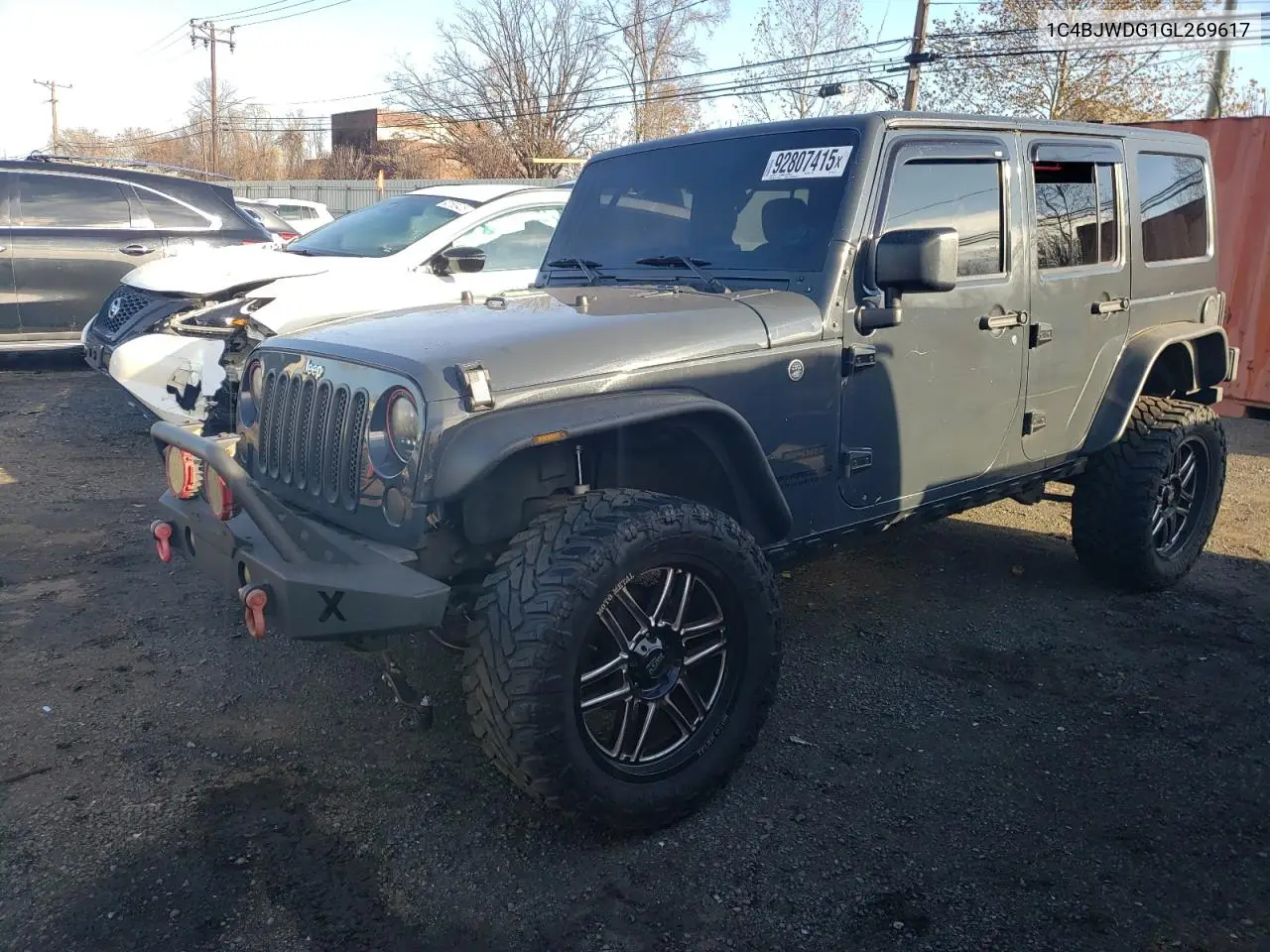 1C4BJWDG1GL269617 2016 Jeep Wrangler Unlimited Sport