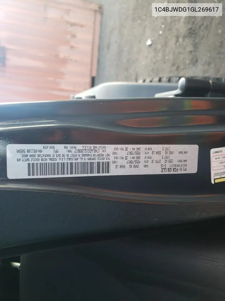1C4BJWDG1GL269617 2016 Jeep Wrangler Unlimited Sport