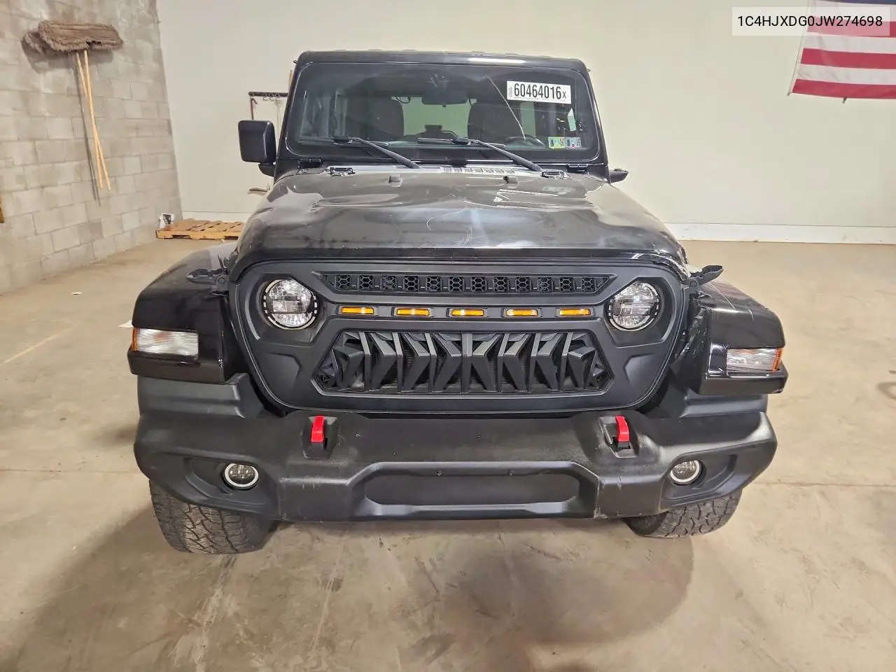 2018 Jeep Wrangler Unlimited Sport VIN: 1C4HJXDG0JW274698 Lot: 60464016