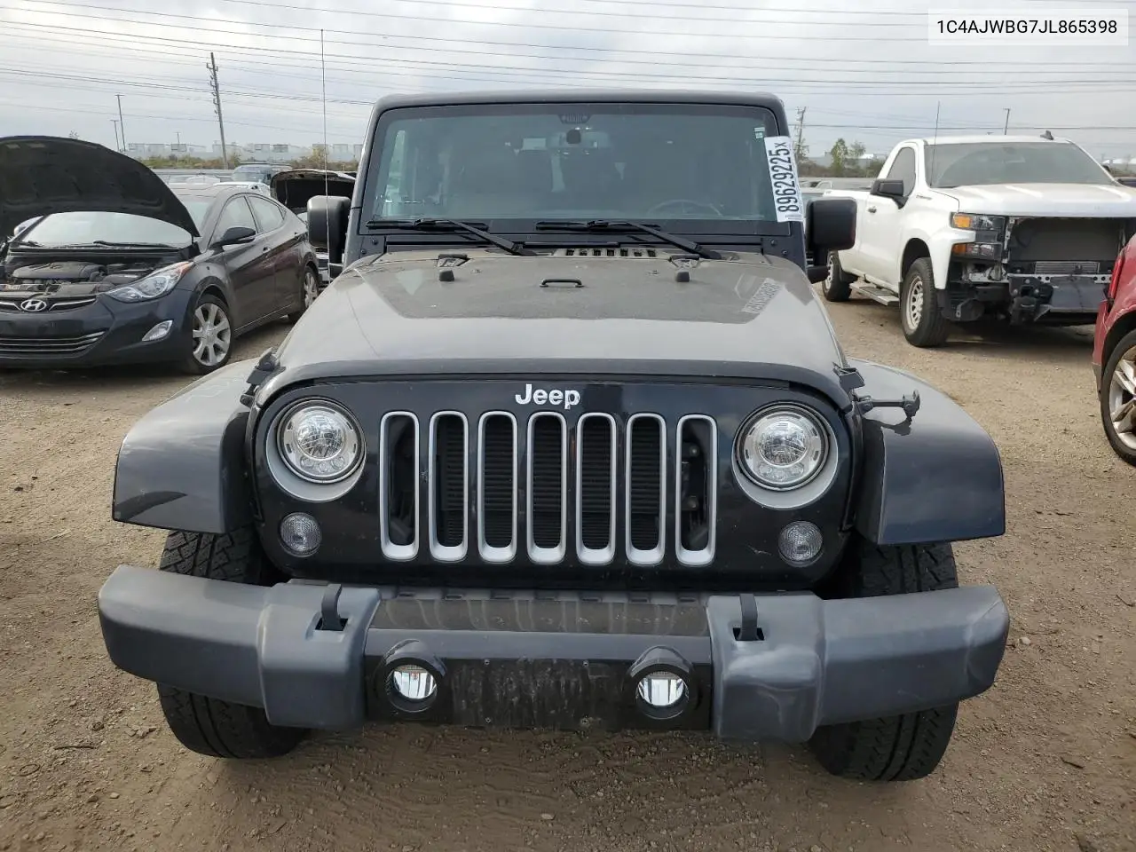 1C4AJWBG7JL865398 2018 Jeep Wrangler Sahara