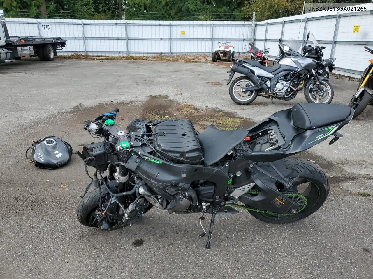 2016 Kawasaki Zx636 E VIN: JKBZXJE13GA021266 Lot: 84624345