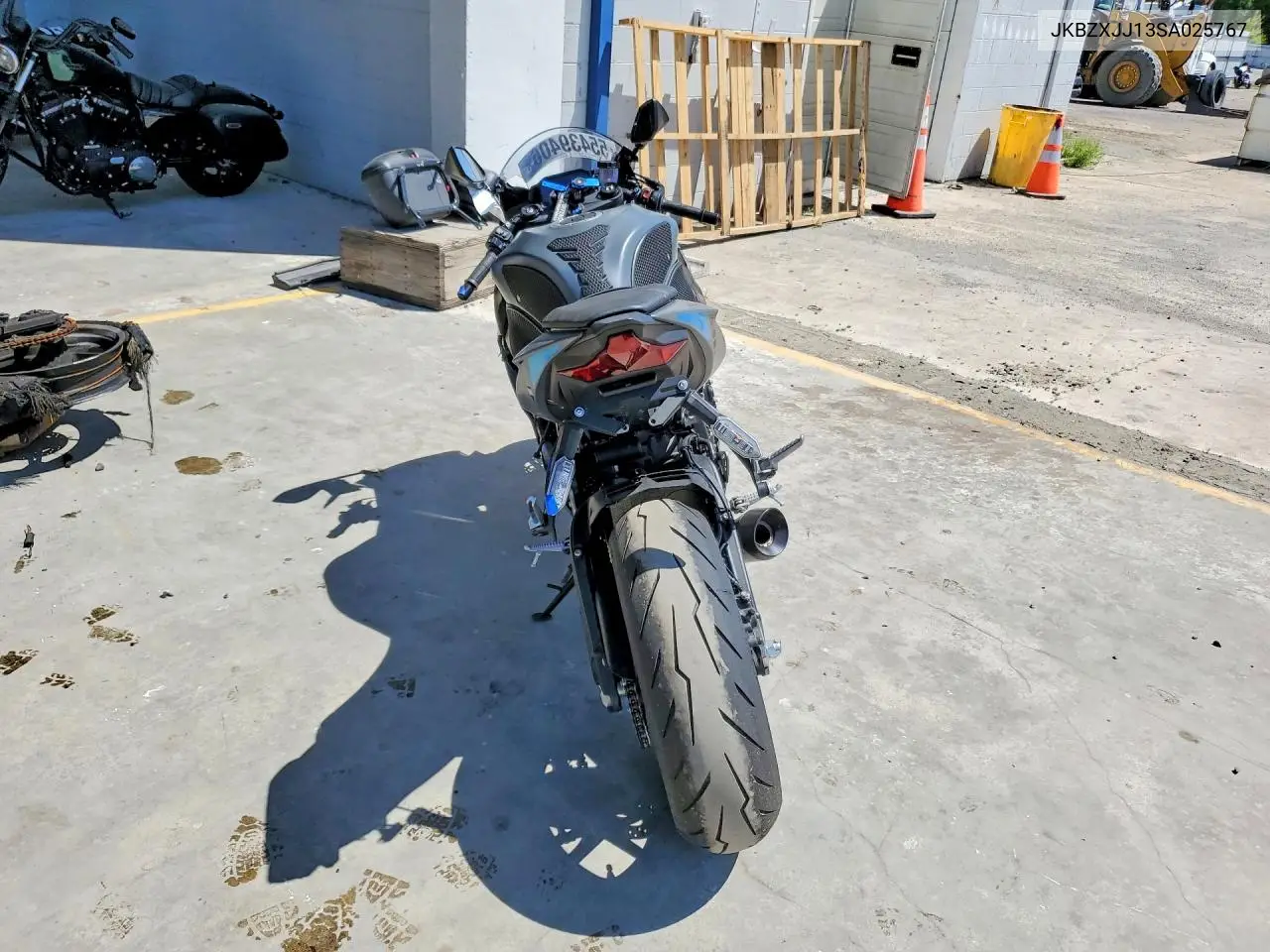 2025 Kawasaki Zx636 K VIN: JKBZXJJ13SA025767 Lot: 55439406
