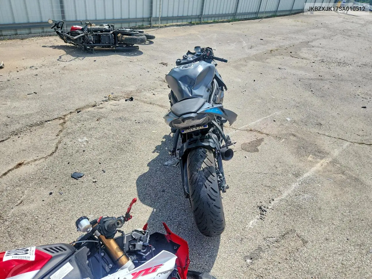 2025 Kawasaki Zx636 K VIN: JKBZXJK17SA010512 Lot: 61692016