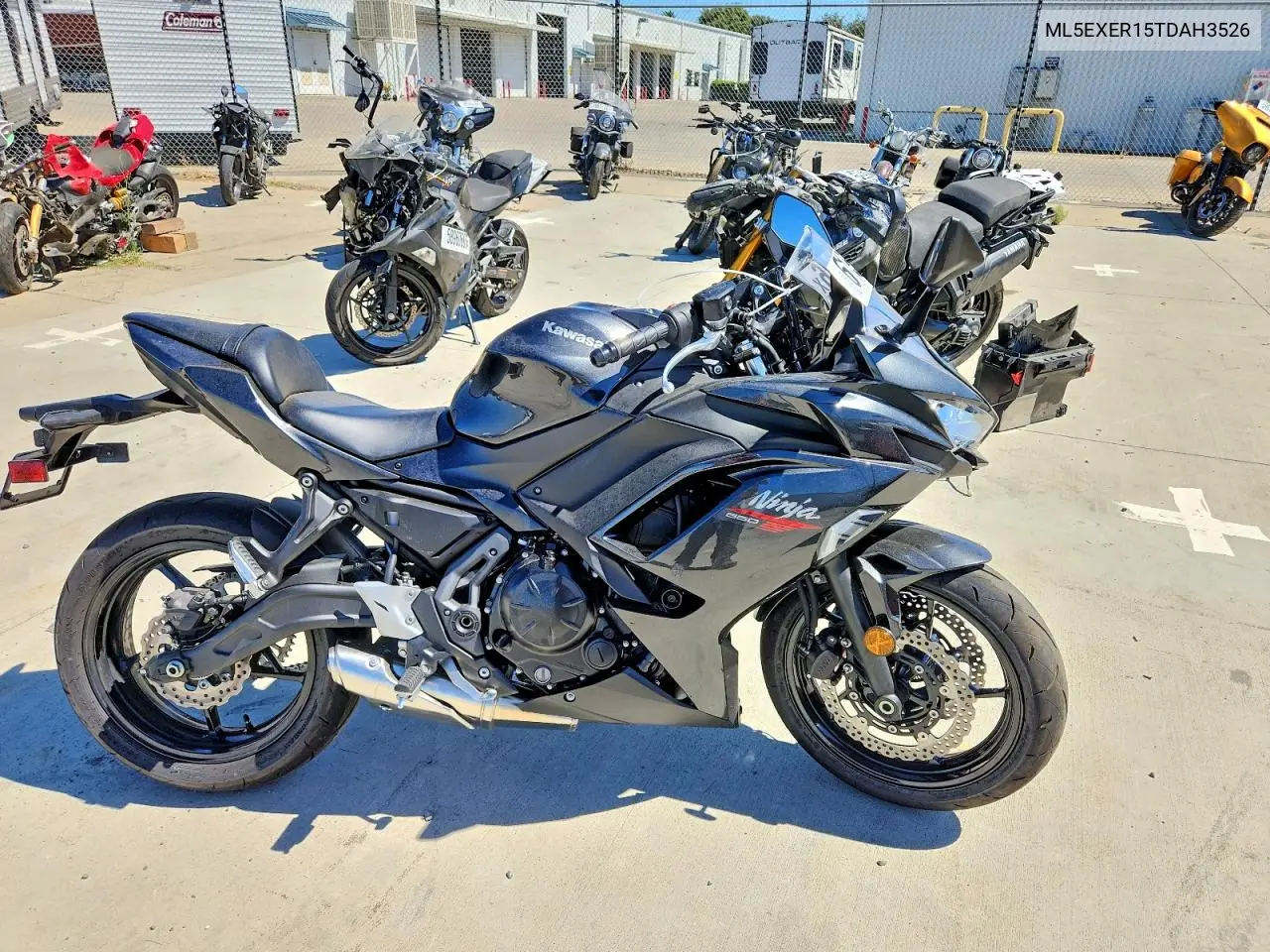 2026 Kawa Ex650 R VIN: ML5EXER15TDAH3526 Lot: 61542236