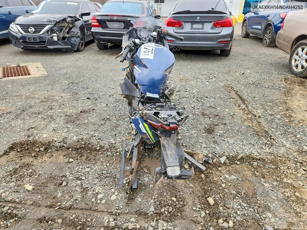 2022 Kawasaki Ex400 VIN: JKAEXKH16NDAH4252 Lot: 45941976