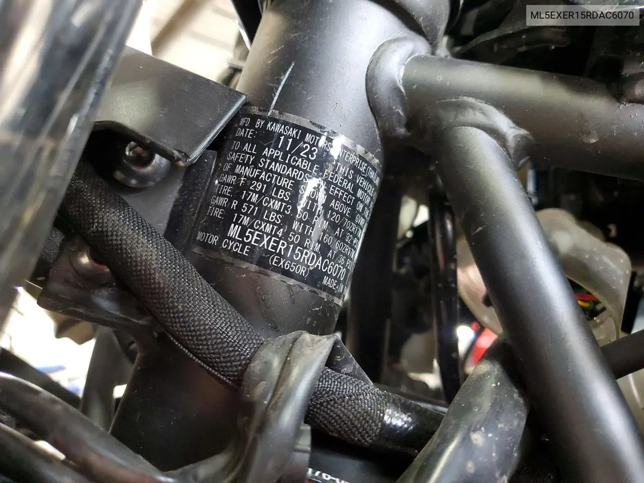 2024 Kawasaki Ex650 R VIN: ML5EXER15RDAC6070 Lot: 61490746