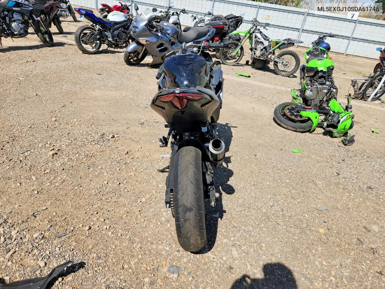 2025 Kawasaki Ex500 A VIN: ML5EXGJ10SDA61746 Lot: 56028896