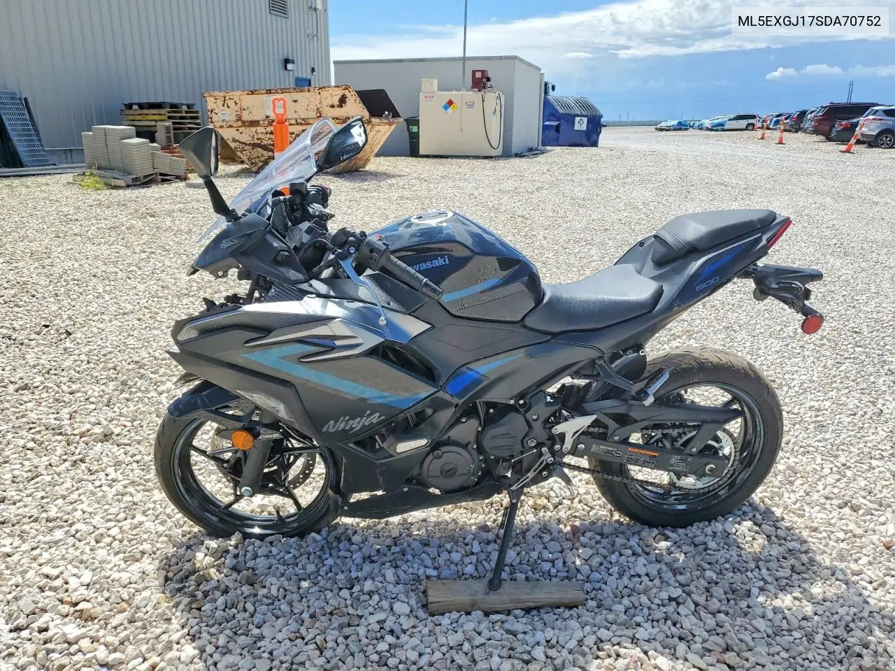 2025 Kawasaki Ex500 A VIN: ML5EXGJ17SDA70752 Lot: 58801946