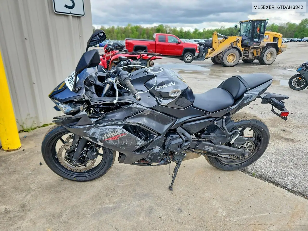 2026 Kawasaki Ex650 R VIN: ML5EXER16TDAH3342 Lot: 52045466