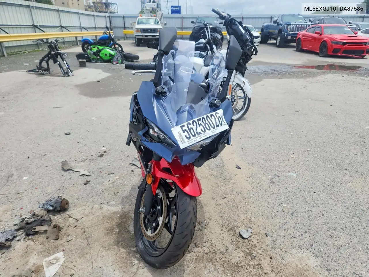 2026 Kawasaki Ex500 A VIN: ML5EXGJ10TDA87586 Lot: 56258026