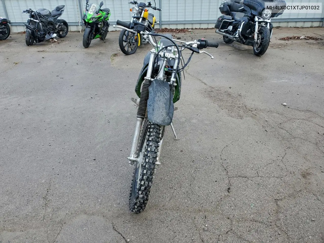 2026 Kawasaki Klx140 C VIN: MH4LXDC1XTJP01032 Lot: 72119105