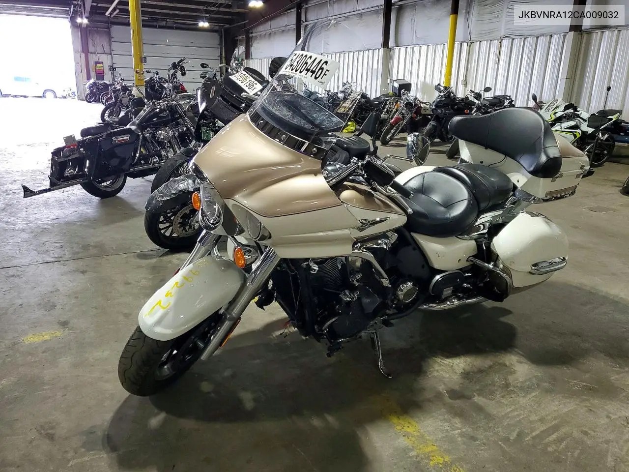 2012 Kawasaki Vn1700 A VIN: JKBVNRA12CA009032 Lot: 54306446