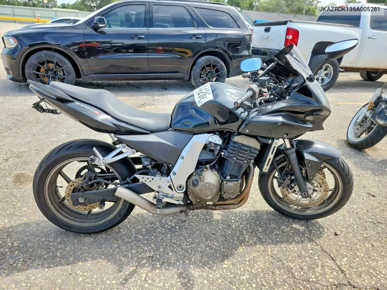 2006 Kawasaki Zr750 K6F VIN: JKAZRDK136A005281 Lot: 58951426