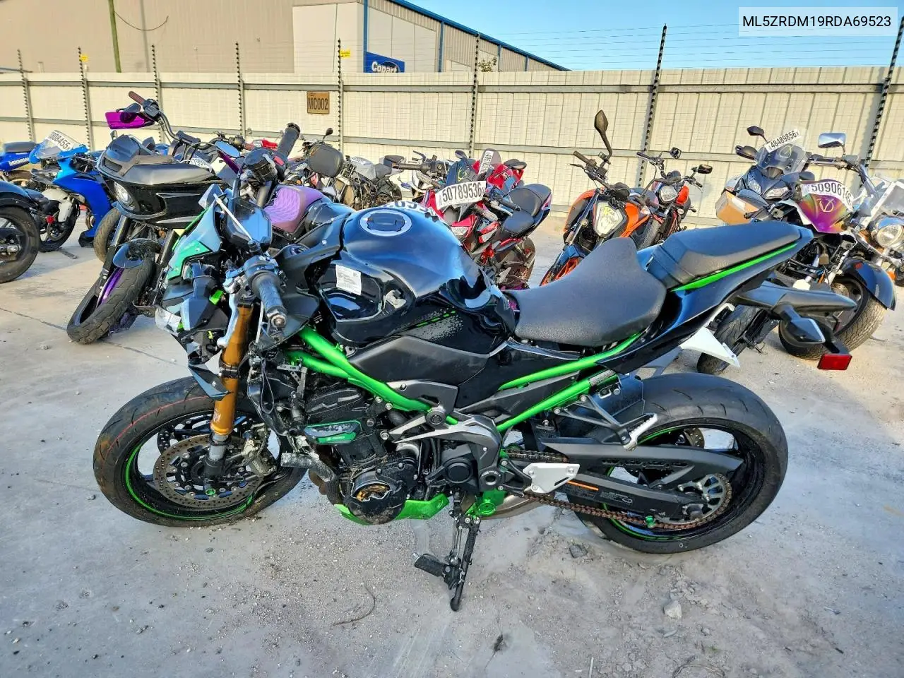 2024 Kawasaki Zr900 M VIN: ML5ZRDM19RDA69523 Lot: 52856936