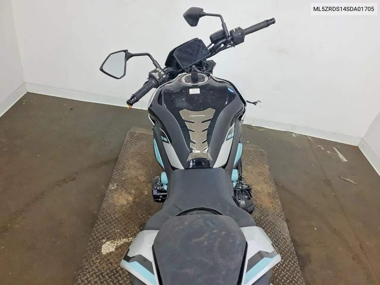 2025 Kawasaki Zr900 S VIN: ML5ZRDS14SDA01705 Lot: 57950186