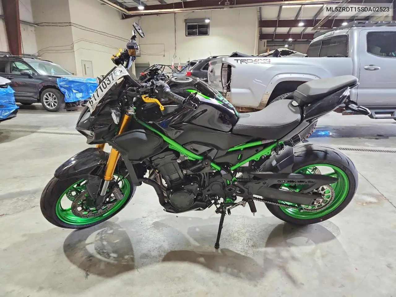 2025 Kawasaki Zr900 T VIN: ML5ZRDT15SDA02523 Lot: 61710376