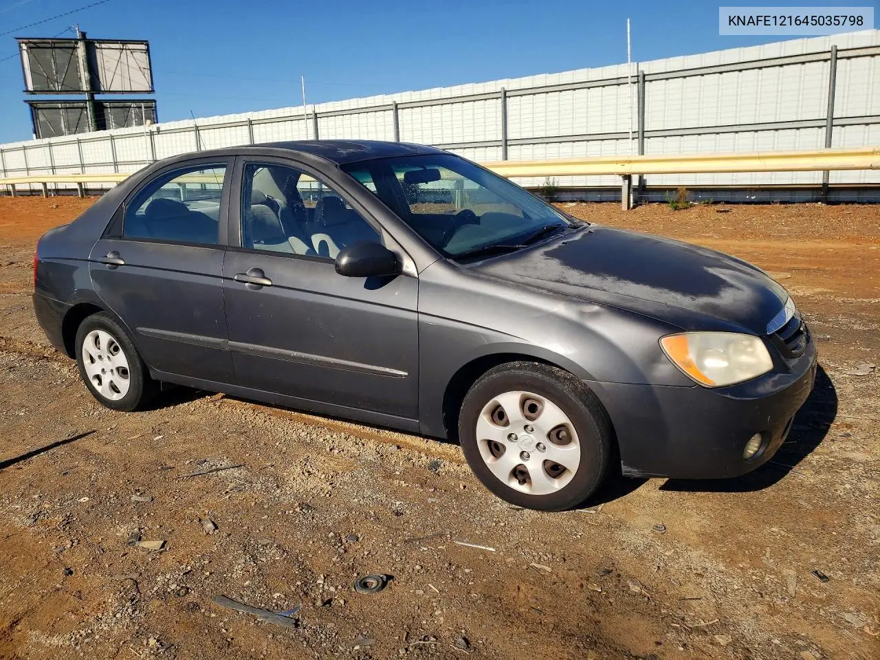 2004 Kia Spectra Lx VIN: KNAFE121645035798 Lot: 52946146