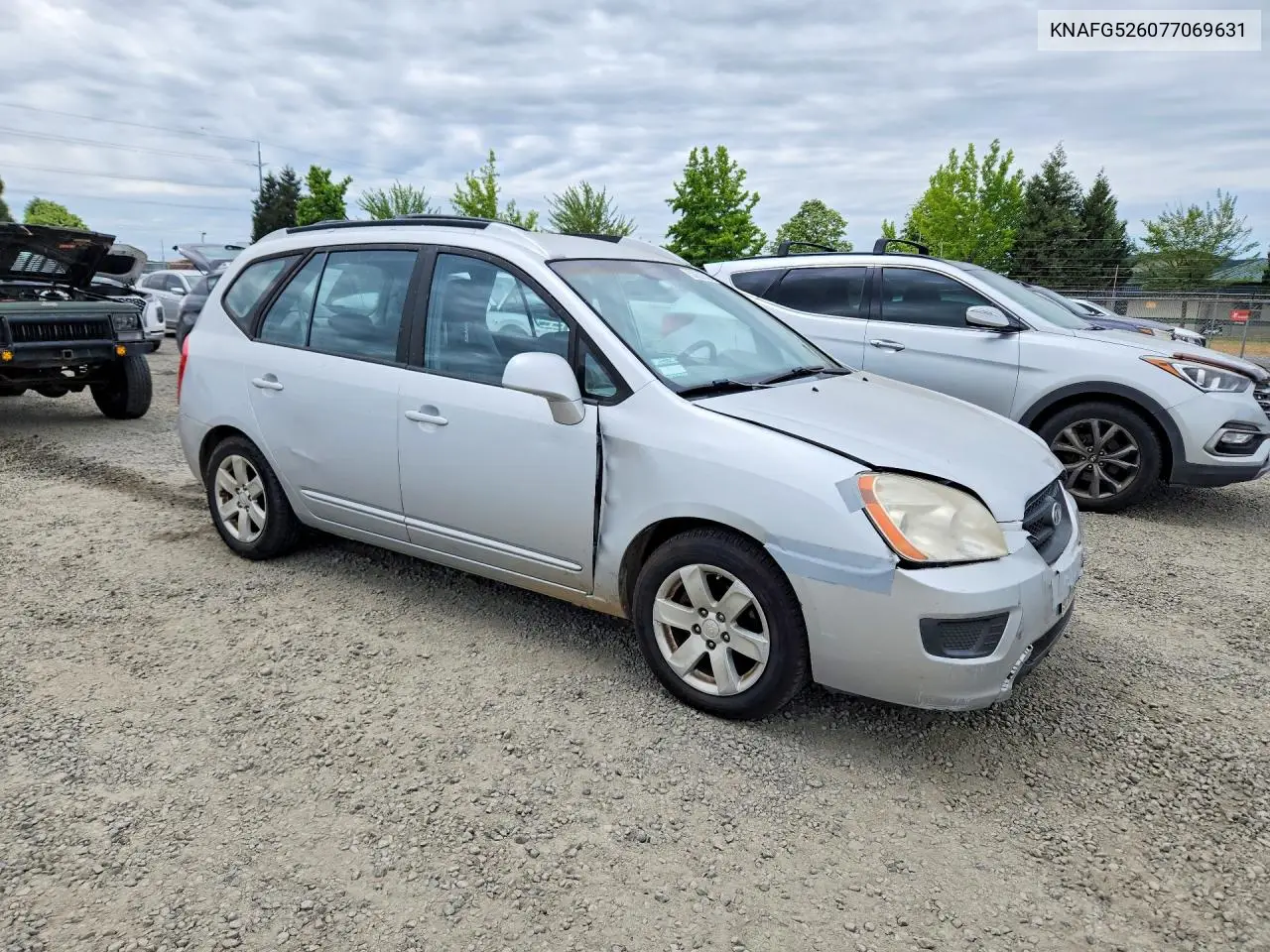 2007 Kia Rondo Lx VIN: KNAFG526077069631 Lot: 53662856