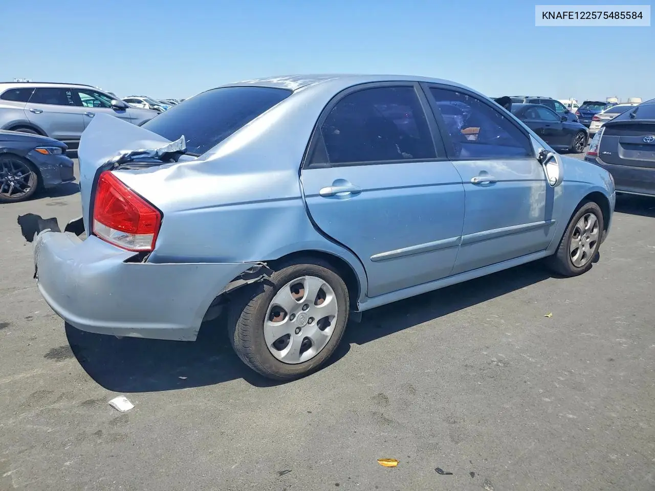 2007 Kia Spectra Lx VIN: KNAFE122575485584 Lot: 54005376
