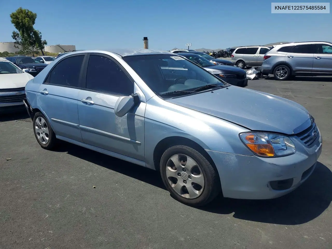 2007 Kia Spectra Lx VIN: KNAFE122575485584 Lot: 54005376