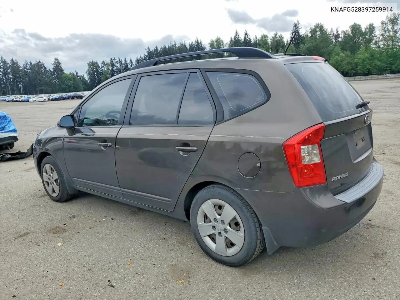2009 Kia Rondo Base VIN: KNAFG528397259914 Lot: 53133126