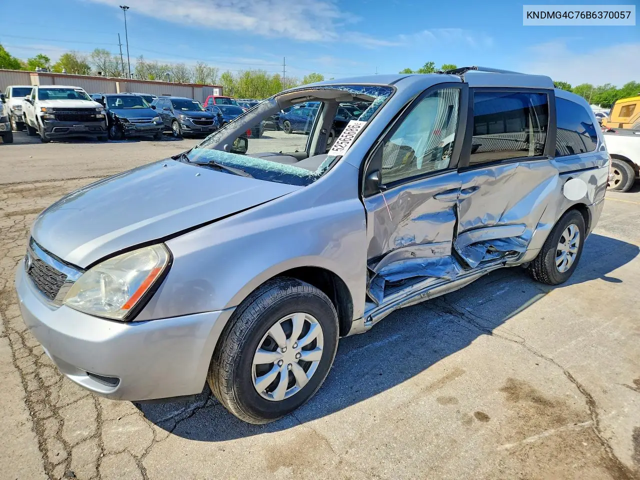 2011 Kia Sedona Lx