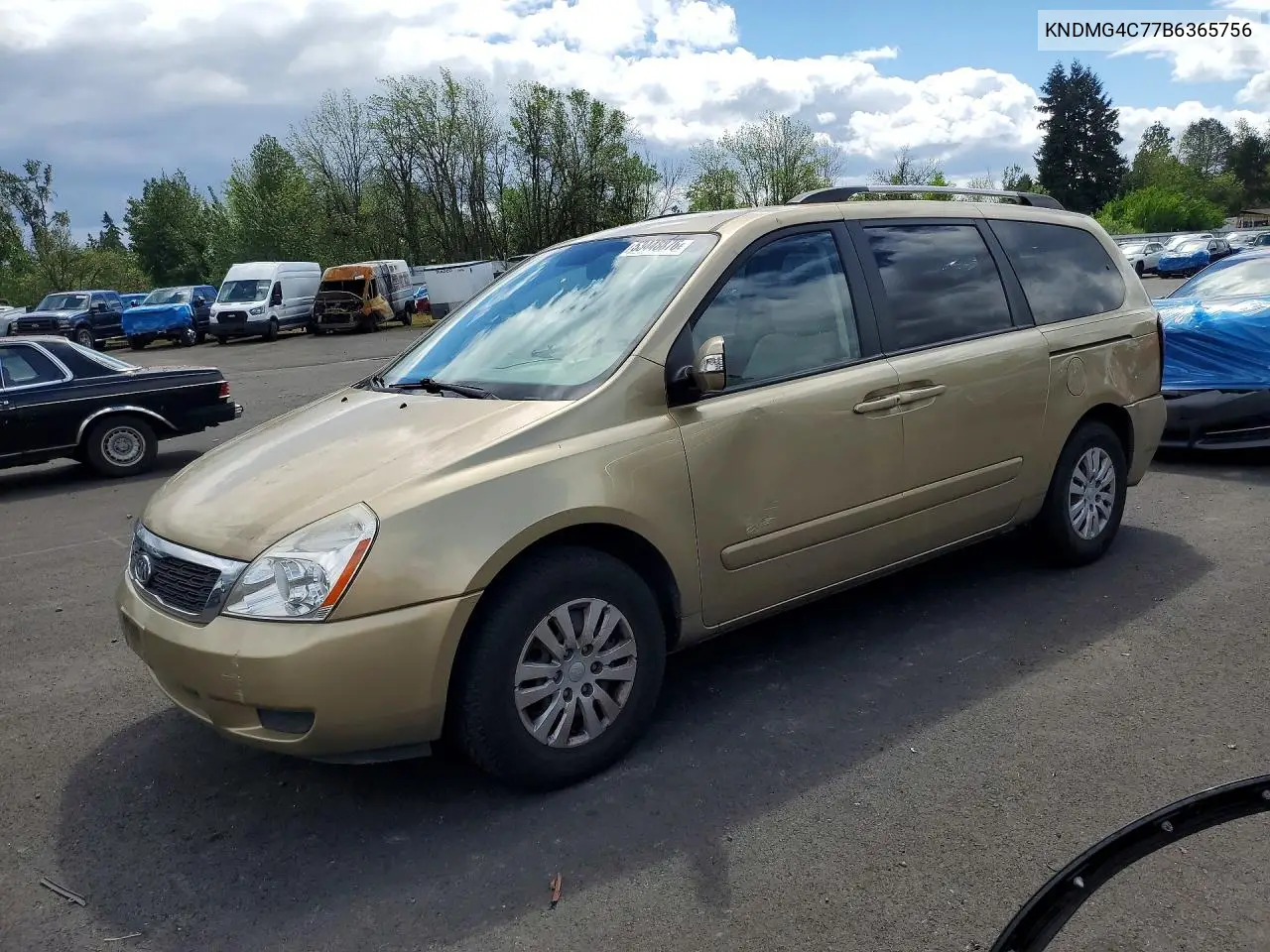 2011 Kia Sedona Lx