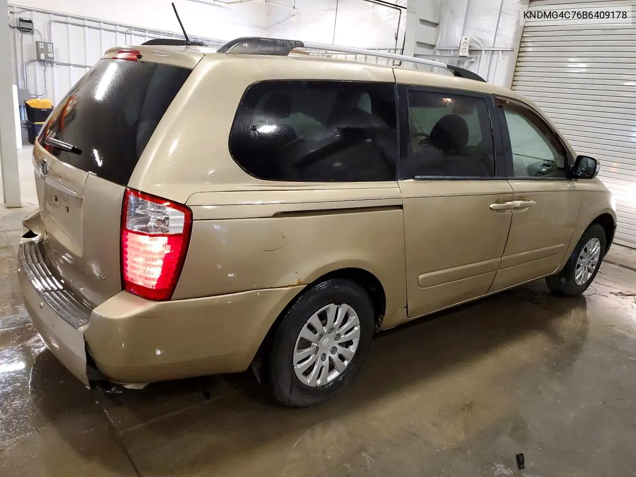 2011 Kia Sedona Lx VIN: KNDMG4C76B6409178 Lot: 59015426