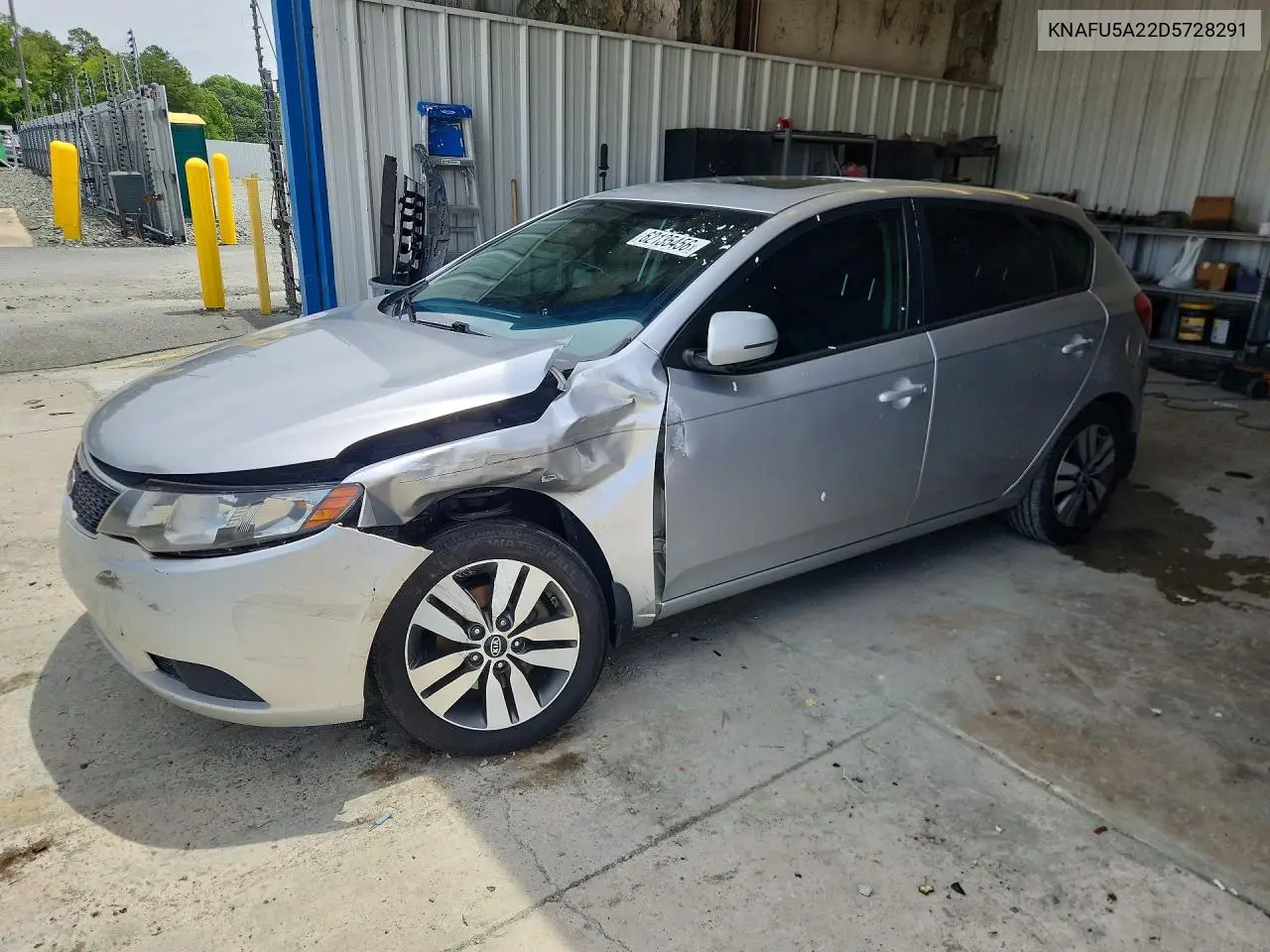 2013 Kia Forte5 Ex VIN: KNAFU5A22D5728291 Lot: 62135456