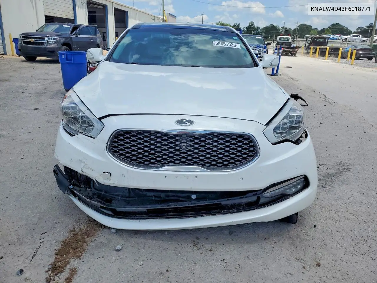 2015 Kia K900 Luxury VIN: KNALW4D43F6018771 Lot: 58655026