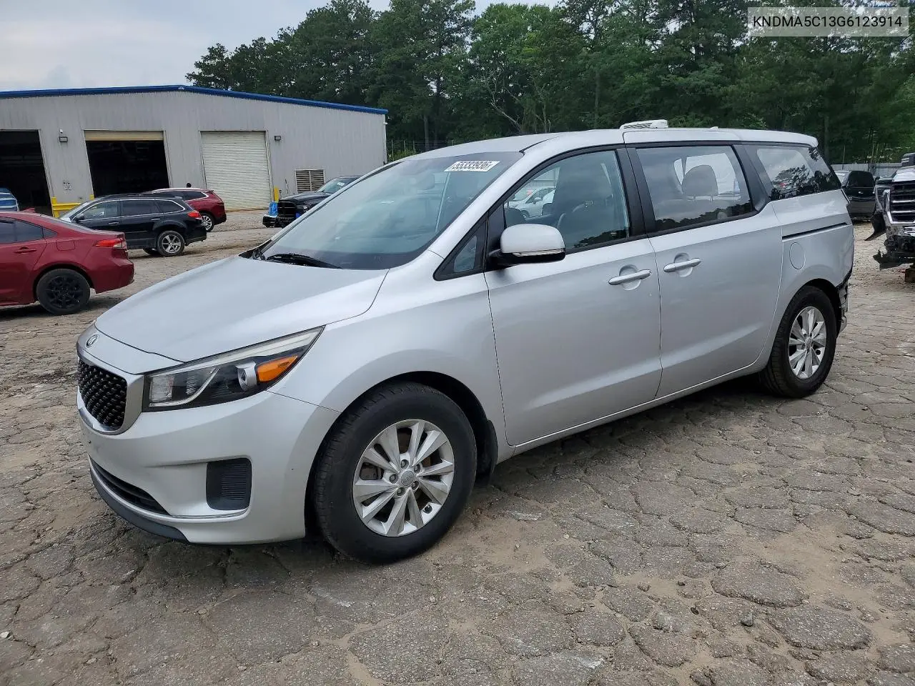 2016 Kia Sedona L