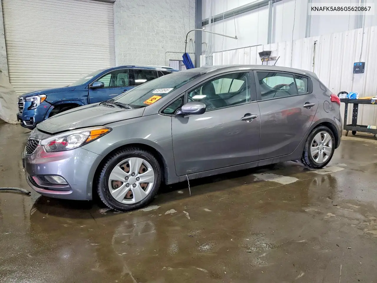 2016 Kia Forte5 Lx VIN: KNAFK5A86G5620867 Lot: 61818846