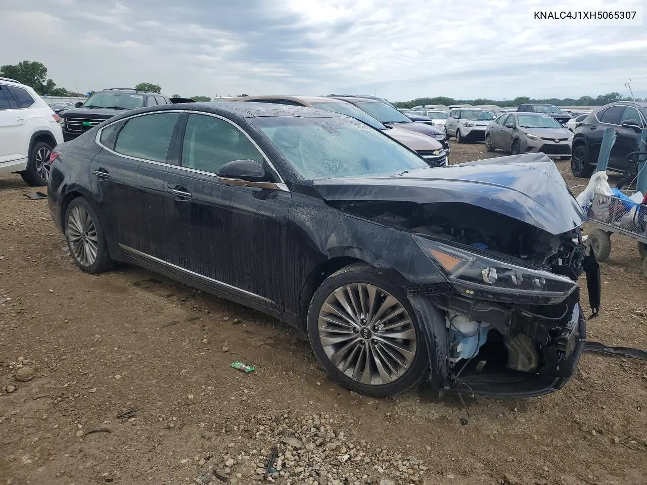 2017 Kia Cadenza Limited VIN: KNALC4J1XH5065307 Lot: 57856576