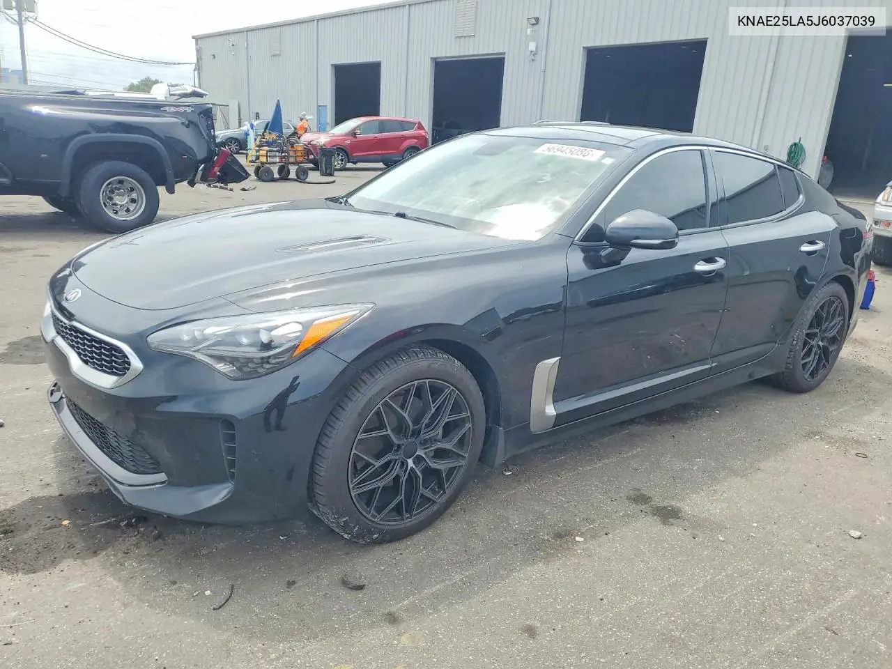 2018 Kia Stinger Premium VIN: KNAE25LA5J6037039 Lot: 56945086