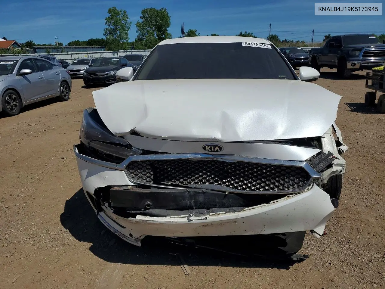 2019 Kia Cadenza Premium VIN: KNALB4J19K5173945 Lot: 54410546