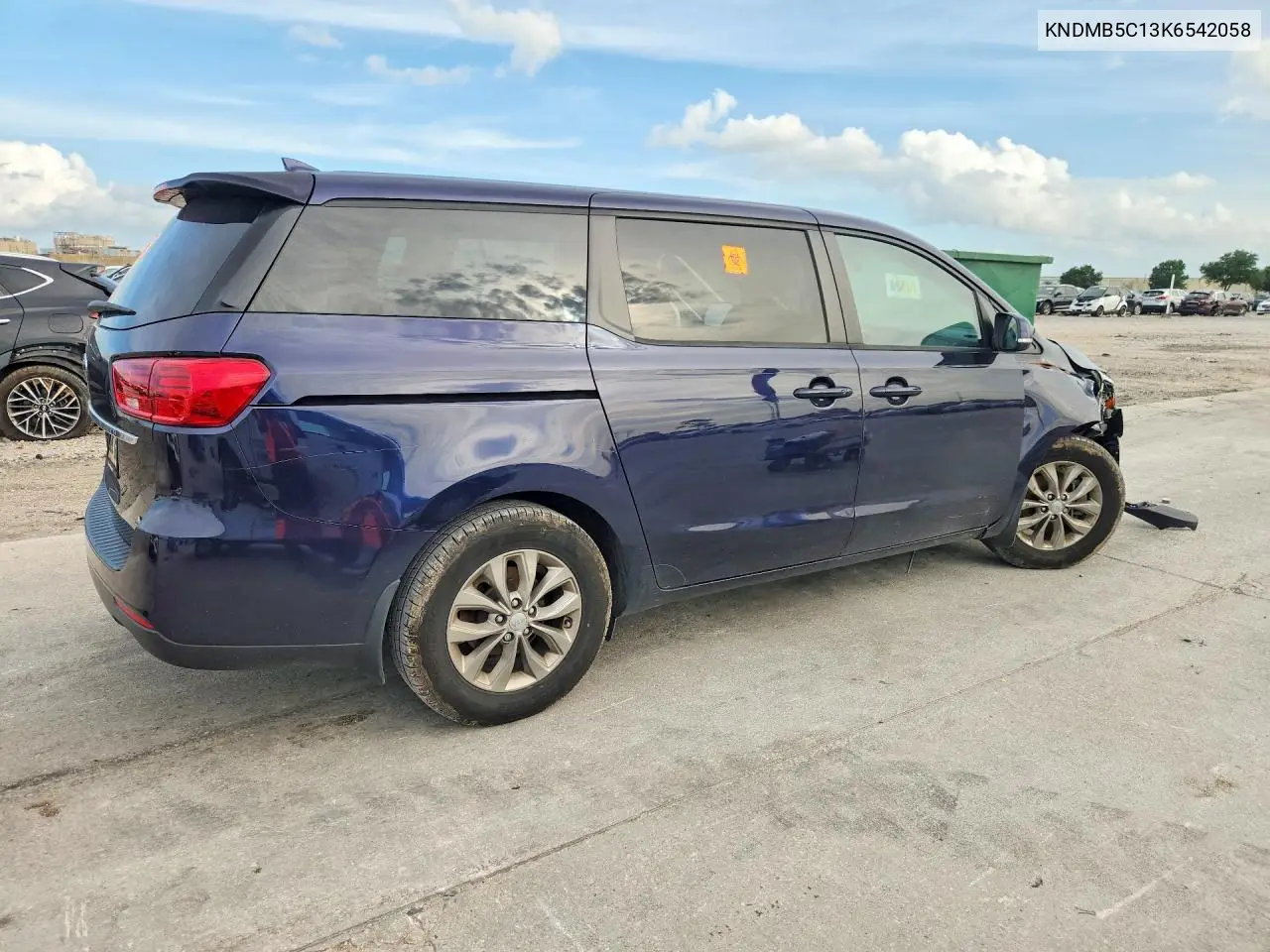 2019 Kia Sedona Lx VIN: KNDMB5C13K6542058 Lot: 58107176