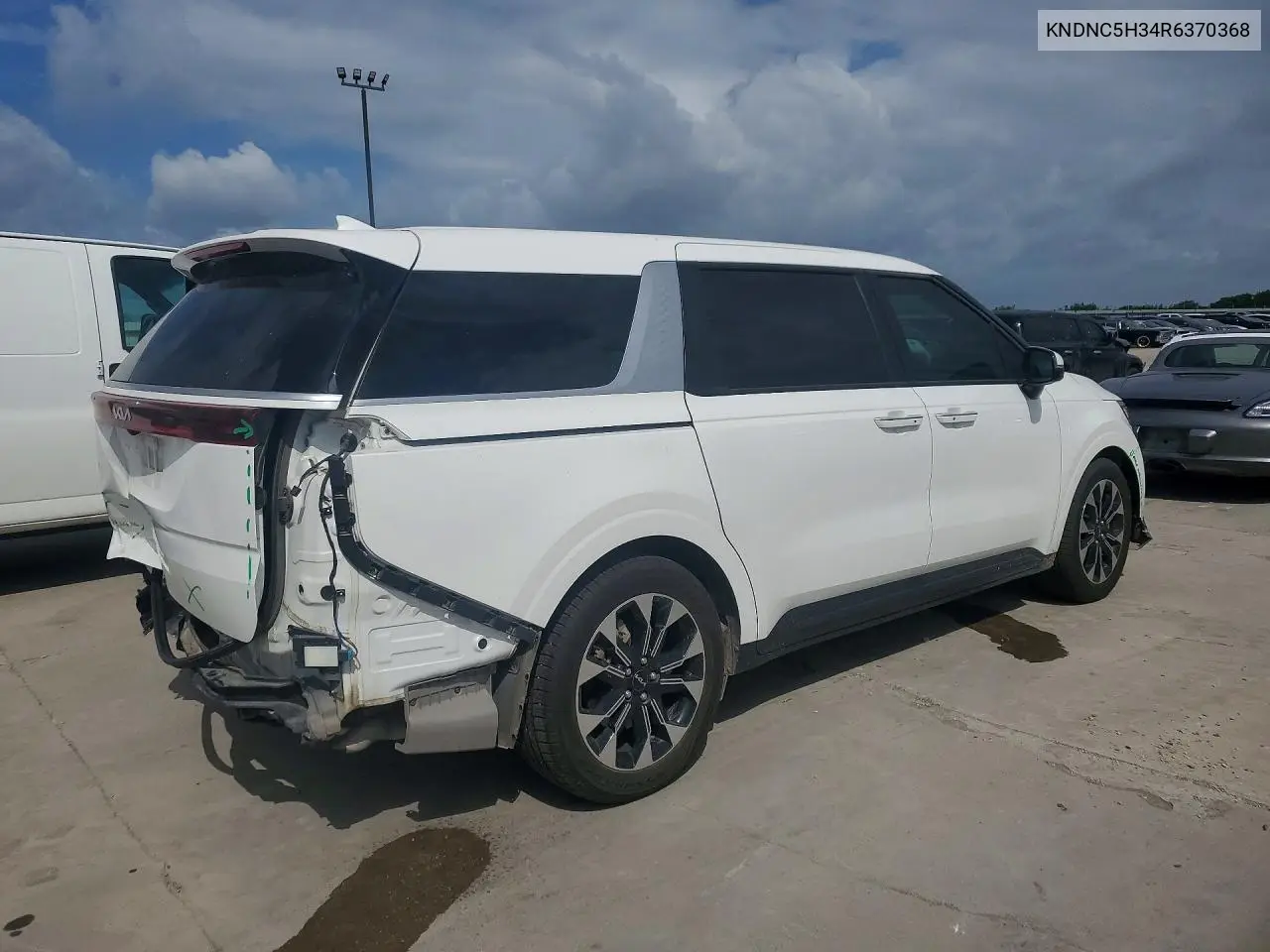 2024 Kia Carnival Ex VIN: KNDNC5H34R6370368 Lot: 58257706