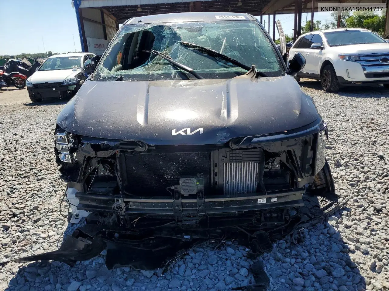 2025 Kia Carnival Lxs VIN: KNDNB5KA1S6044737 Lot: 56057906