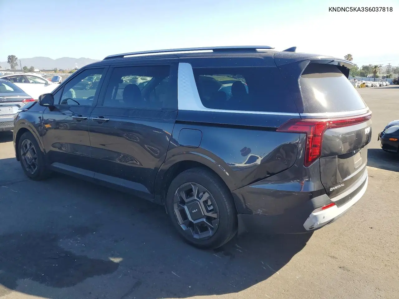 2025 Kia Carnival Ex VIN: KNDNC5KA3S6037818 Lot: 57072916