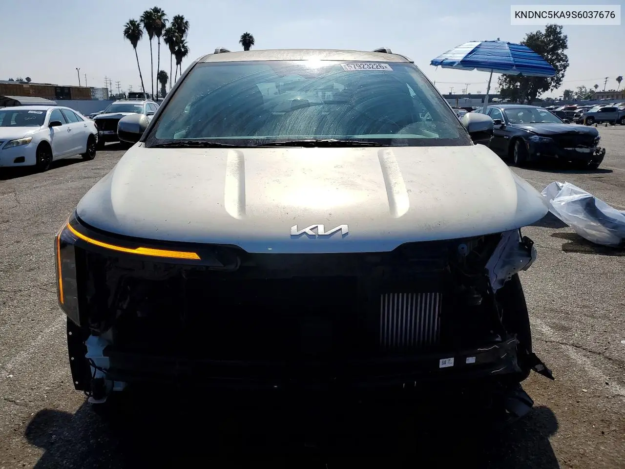 2025 Kia Carnival Ex VIN: KNDNC5KA9S6037676 Lot: 57923226