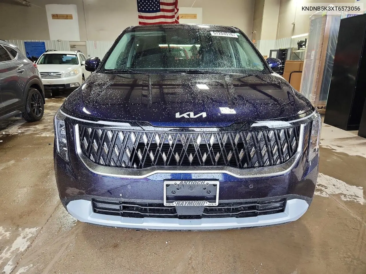 2026 Kia Carnival Lx VIN: KNDNB5K3XT6573056 Lot: 57204916