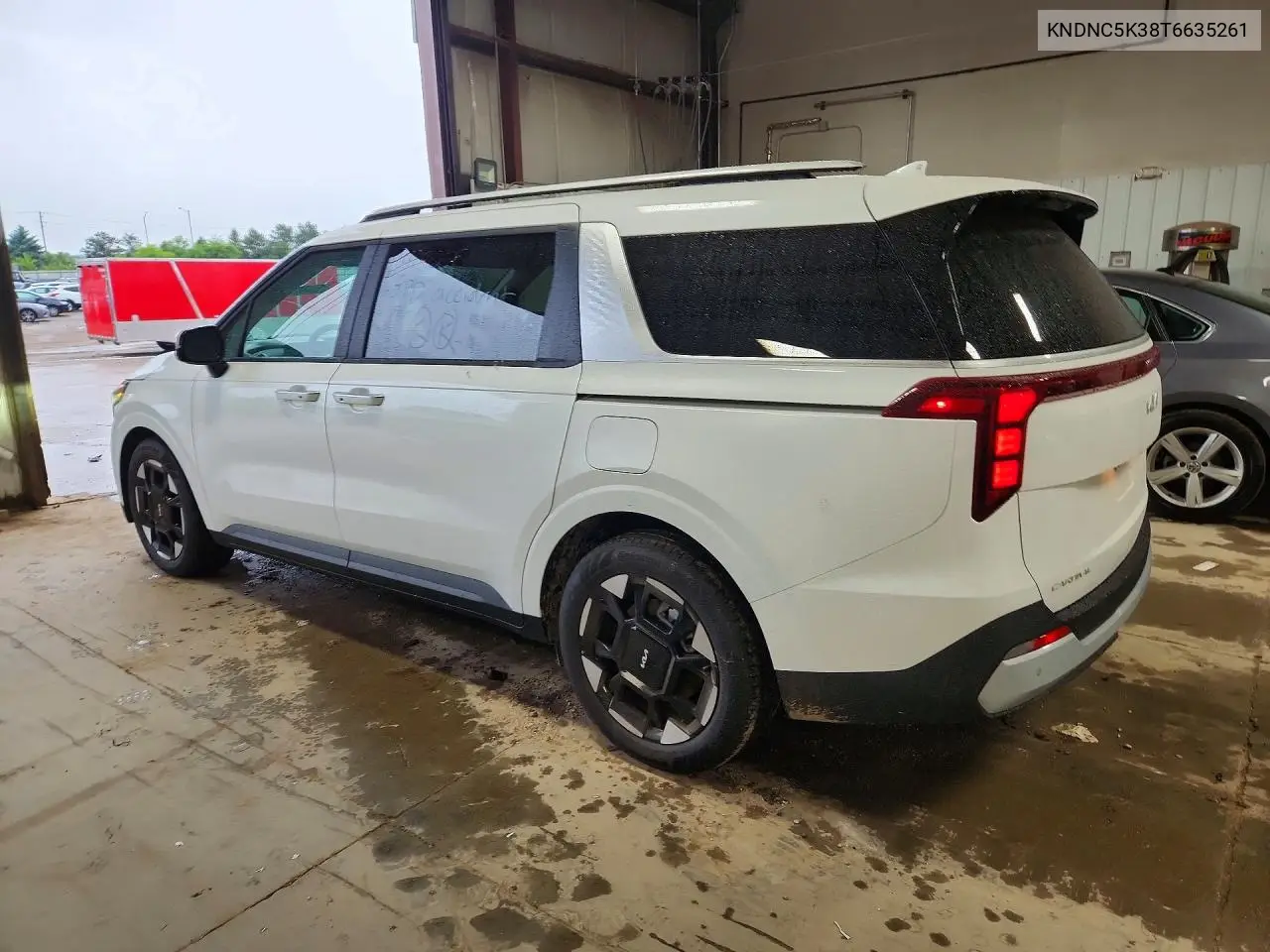 2026 Kia Carnival Ex VIN: KNDNC5K38T6635261 Lot: 58088186