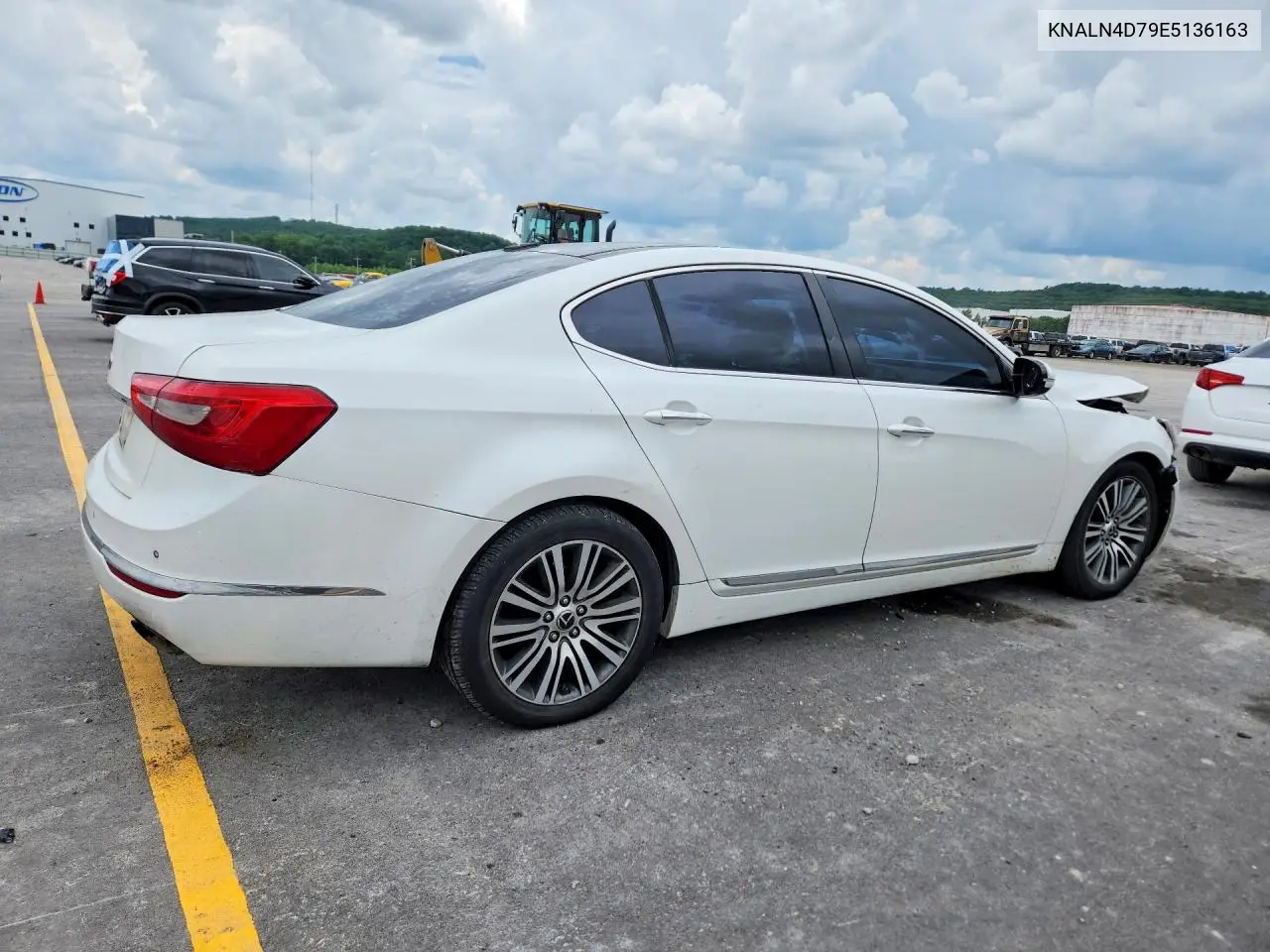 2014 Kia Cadenza Premium VIN: KNALN4D79E5136163 Lot: 54989906
